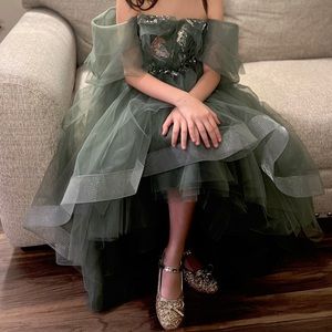 Gorgeous full length formal dress with stunning details